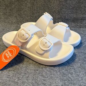 Wonder Nation Cream Double Buckle Sandals Youth Girls Size 6 New Slip On
